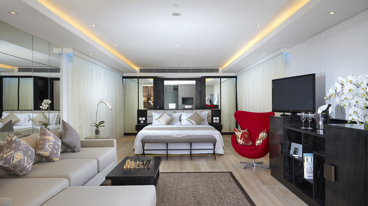 Double Six Luxury Hotel